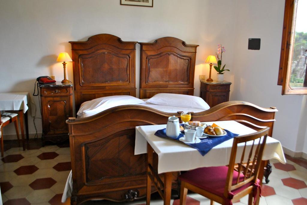 Albergo Miramare Castiglioncello Rum bild